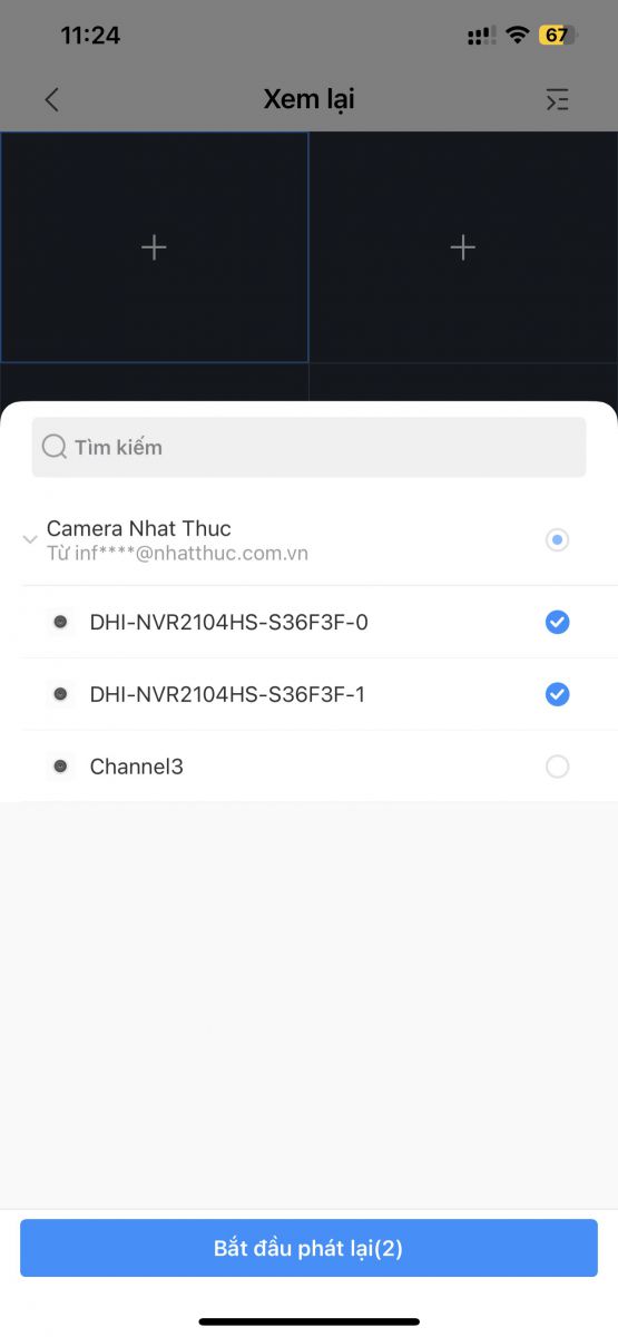 Chọn camera cần xem lại sau đó bấm 