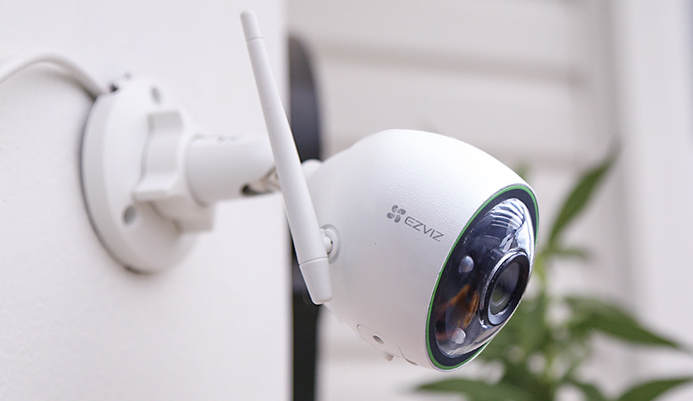 Mẫu camera wifi ezviz phù hợp lắp kho hàng